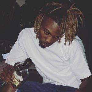 Meet your Posher, Ade